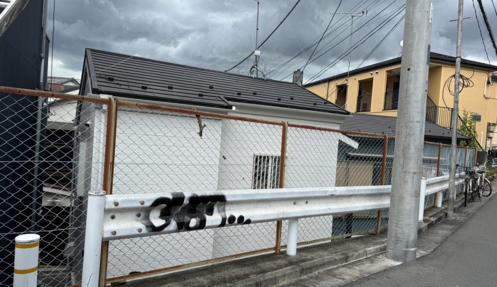 【施工事例】<br>クワ高木実生　特殊伐採