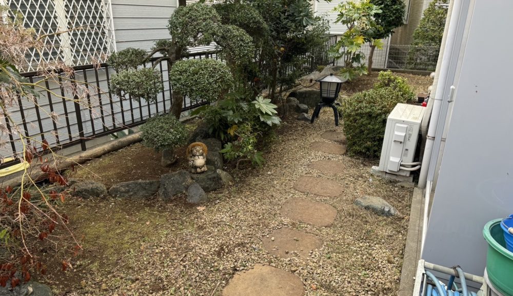 【施工事例】<br>低木中木剪定・除草作業